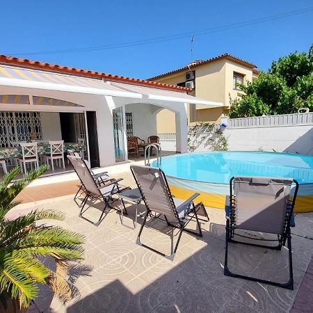 Torredembarra Cosy, Well Equipped House, 5 Min. From The Beach Екстер'єр фото